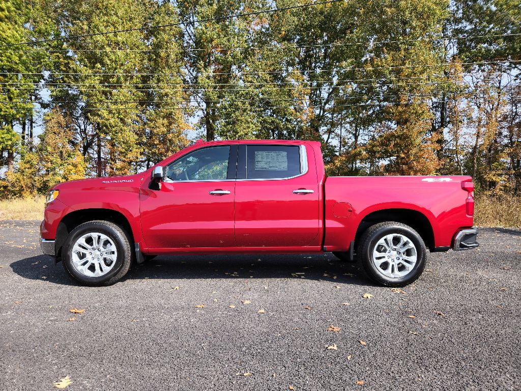 2025 Chevrolet Silverado 1500 LTZ photo 3