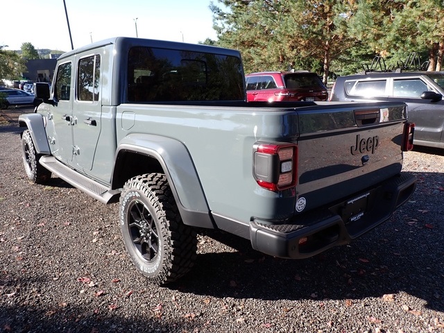 2025 Jeep Gladiator Sport photo 3