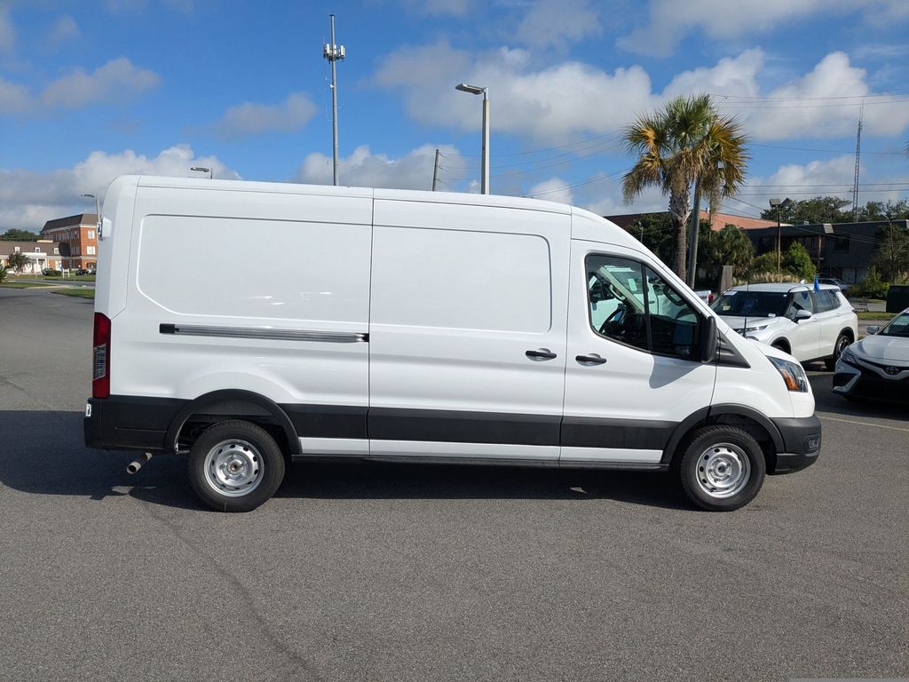 2025 Ford Transit photo 3