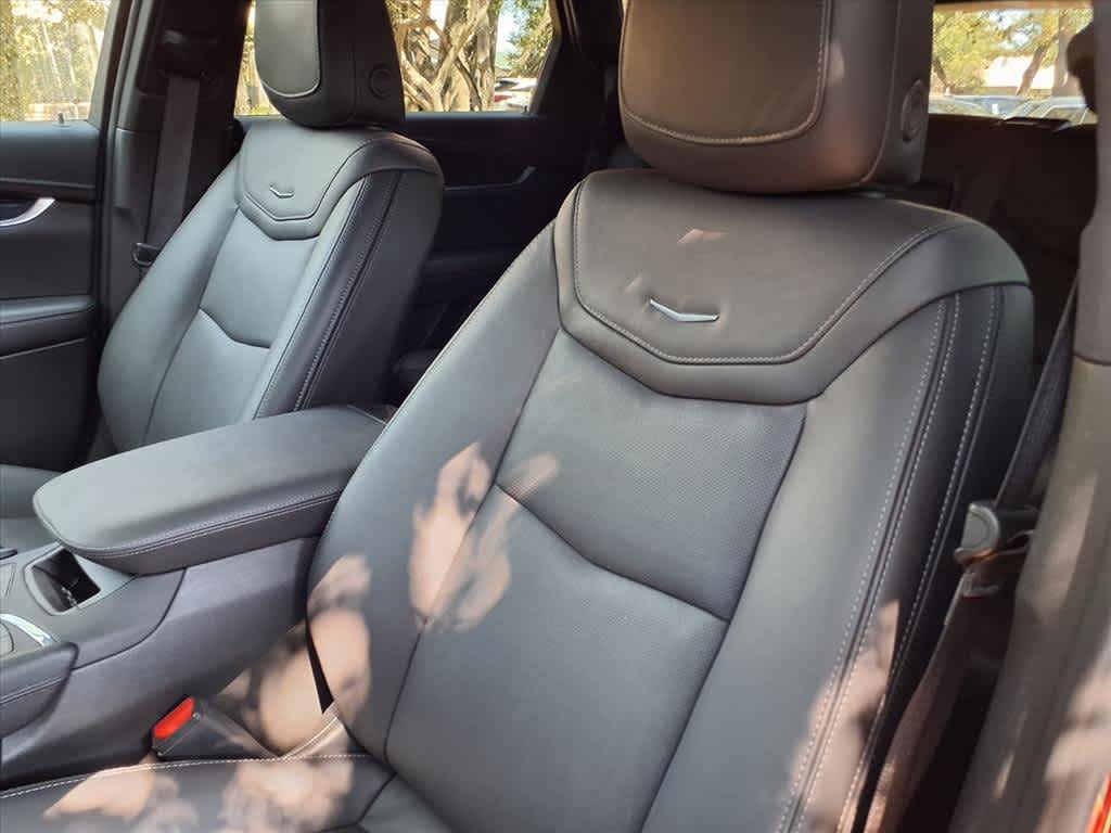 2025 Cadillac XT5 Premium Luxury photo 11