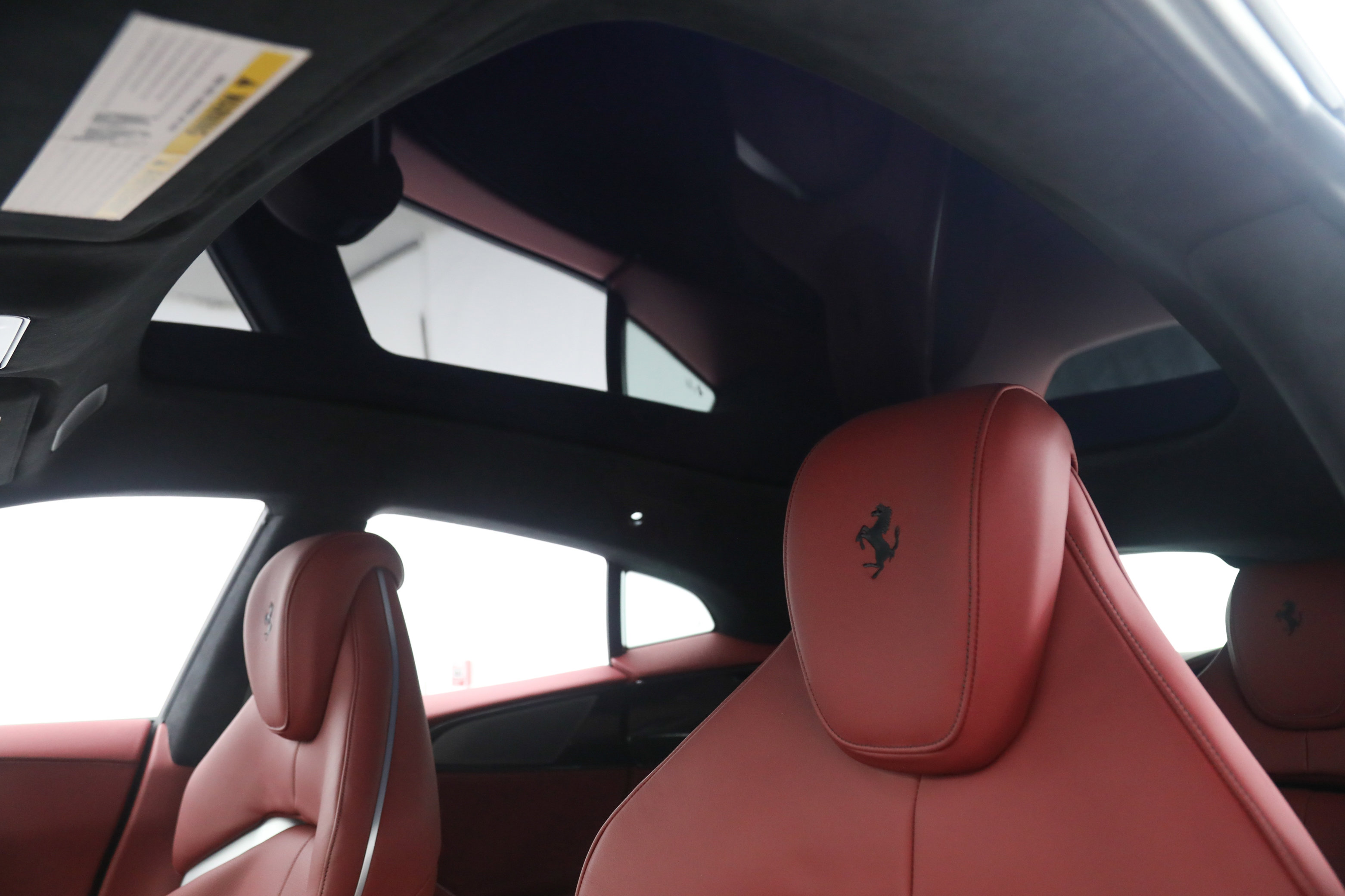 2024 Ferrari Purosangue photo 37