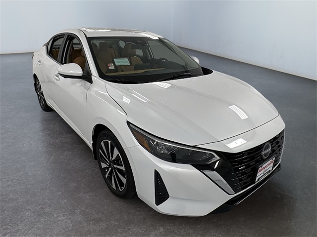 2025 Nissan Sentra SV's photo