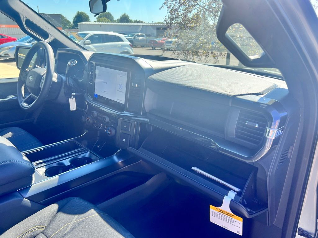 2025 Ford F-150 STX photo 28