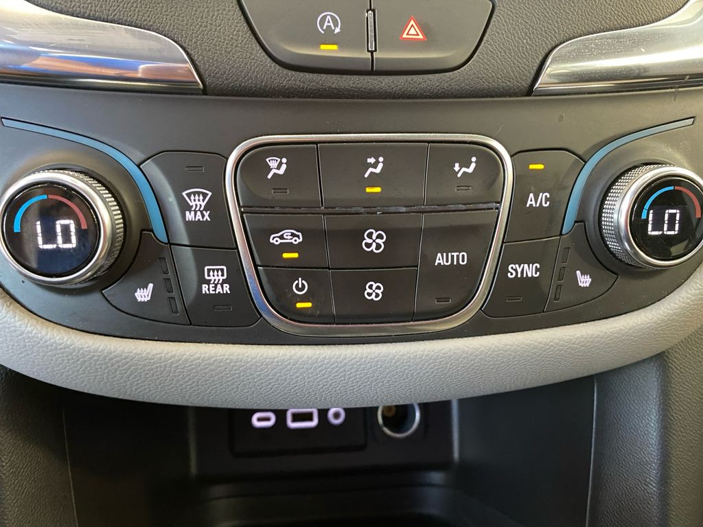 2024 Chevrolet Equinox LT photo 22