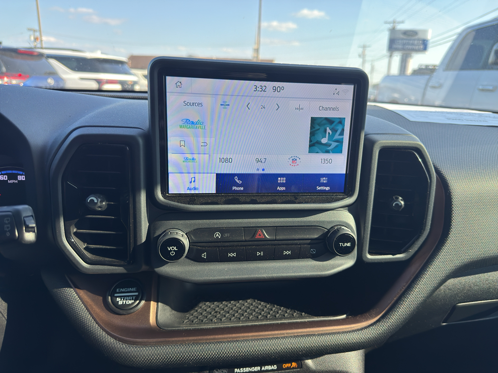 2021 Ford Bronco Sport Outer Banks photo 9