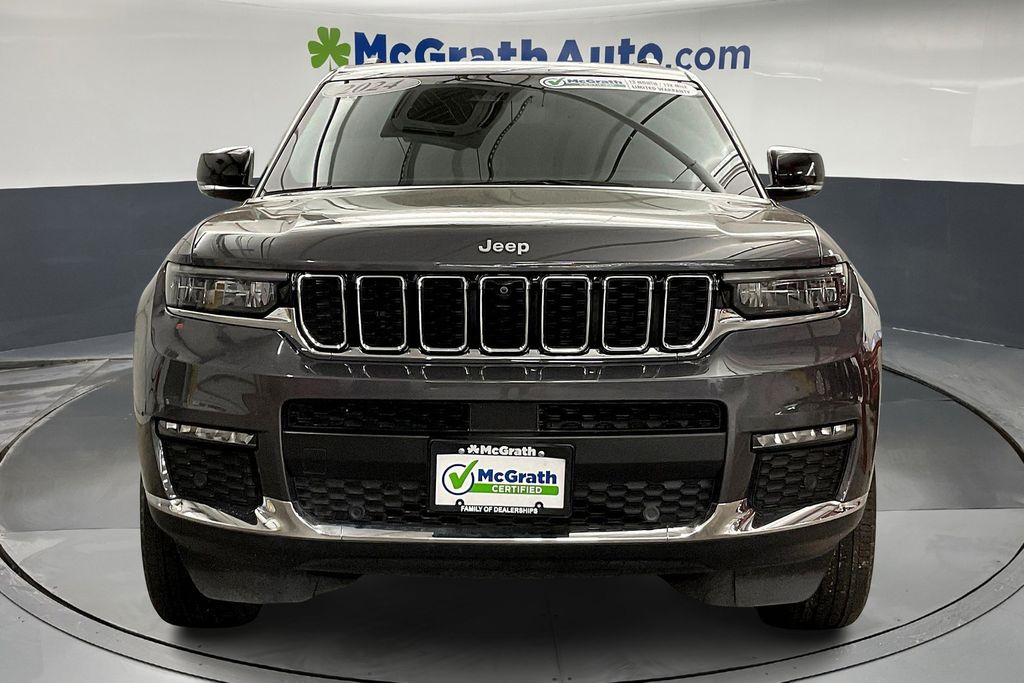2024 Jeep Grand Cherokee Limited photo 3