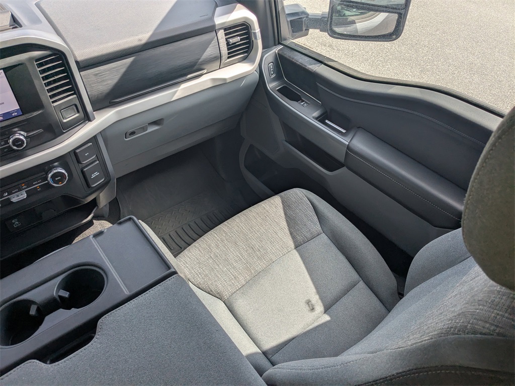 2022 Ford F-150 XLT photo 17