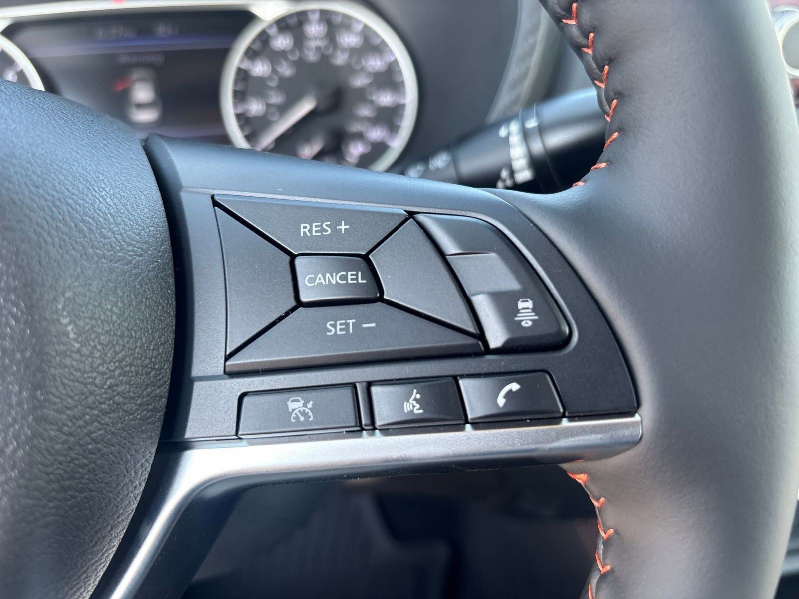 2025 Nissan Sentra SR photo 25