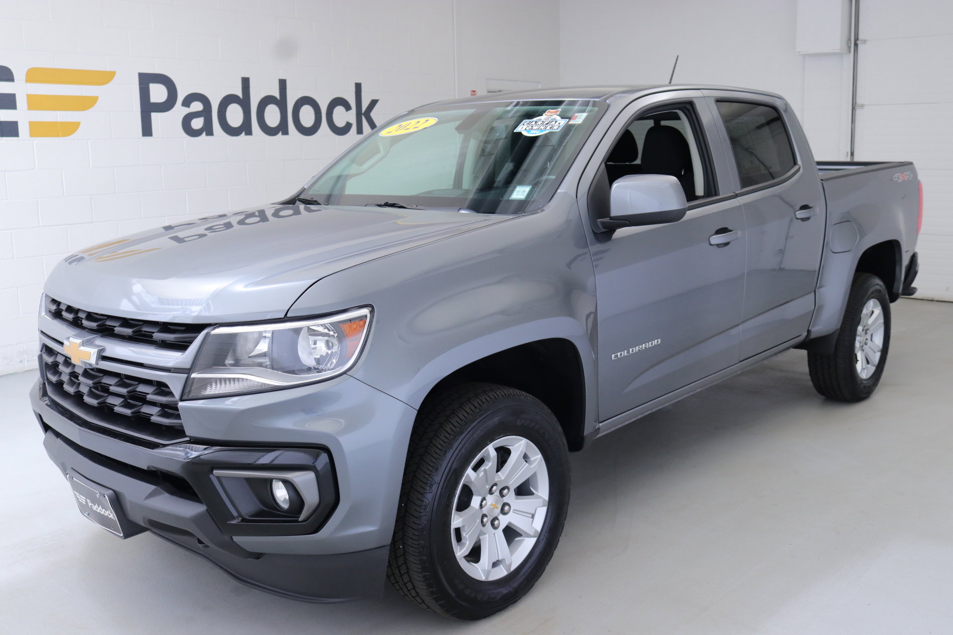 2022 Chevrolet Colorado LT photo 3