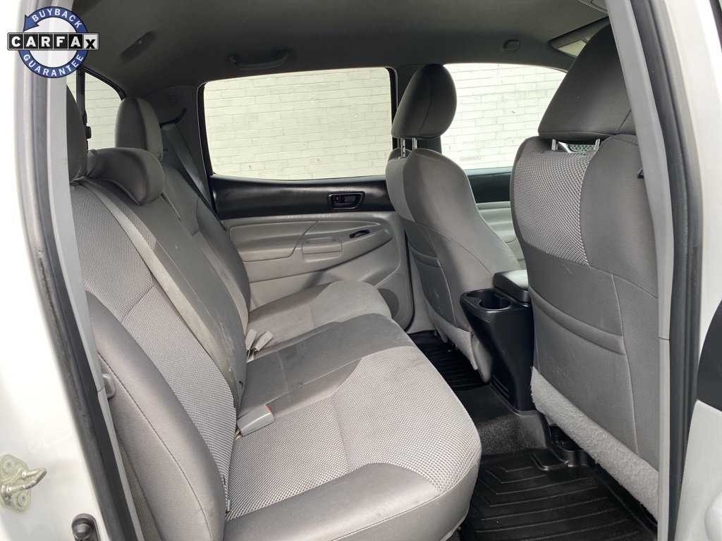 2015 Toyota Tacoma Base photo 9