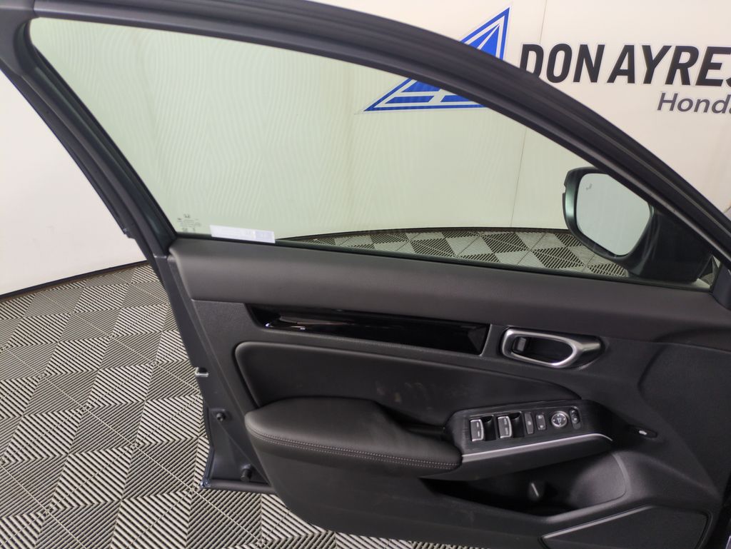 2026 Honda Civic Hybrid Sport Touring photo 10
