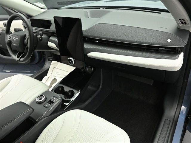 2024 FORD MUSTANG MACH-E - Image 28