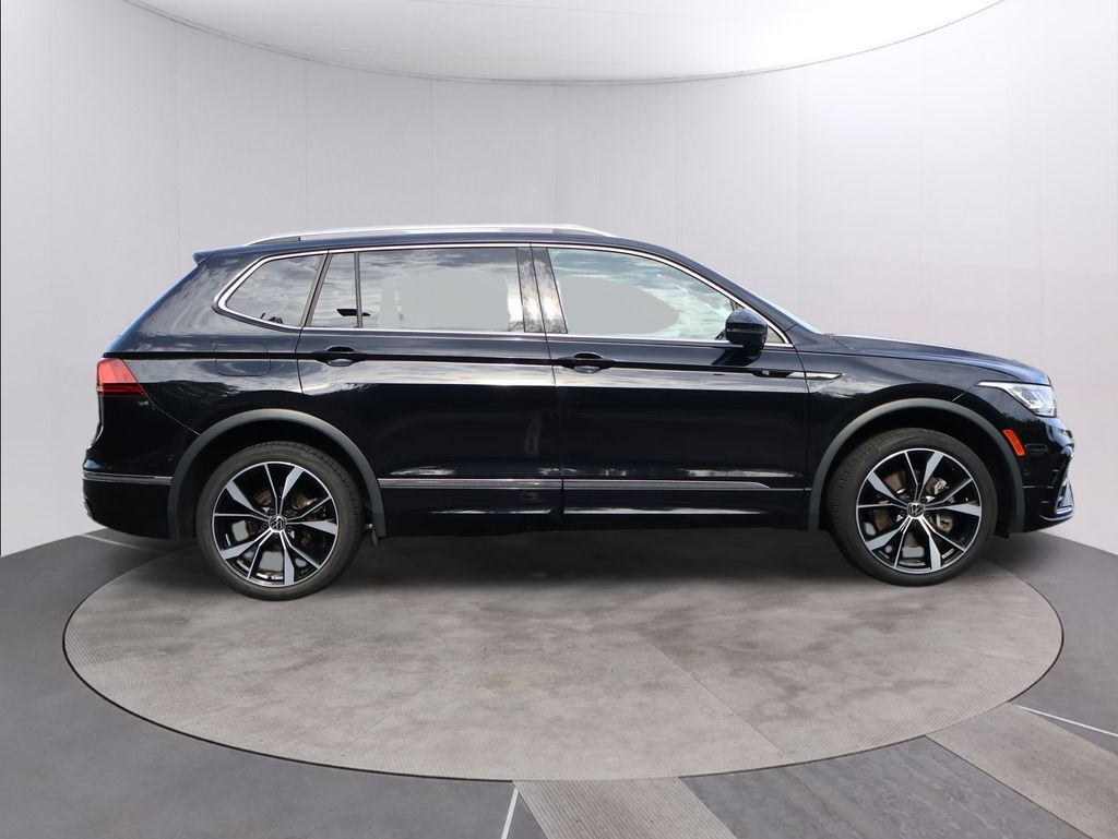 2022 Volkswagen Tiguan SEL Premium R-Line photo 7