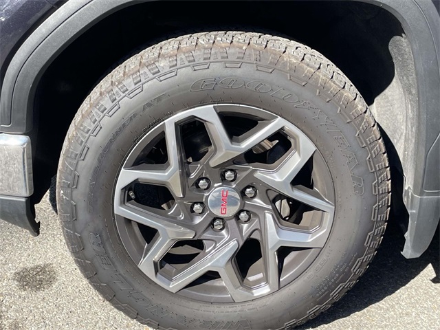 2022 Gmc Sierra 1500 SLT photo 10