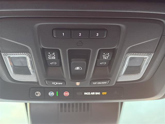 2024 Chevrolet Silverado 3500HD High Country photo 25