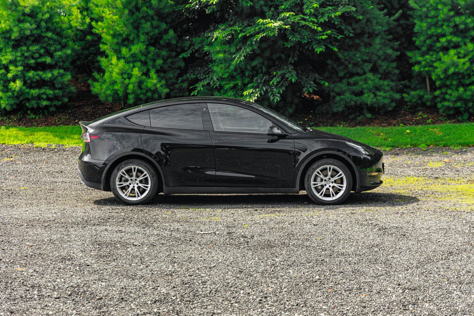 2023 Tesla Model Y Long Range photo 10