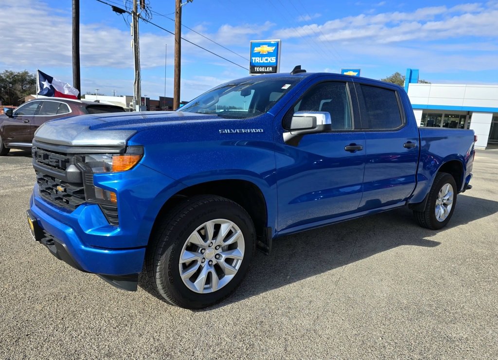 2023 Chevrolet Silverado 1500 Custom