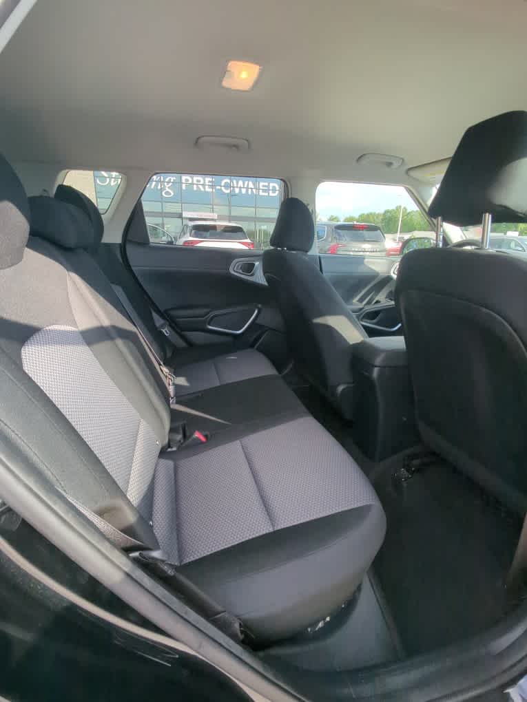 2023 Kia Soul LX photo 11