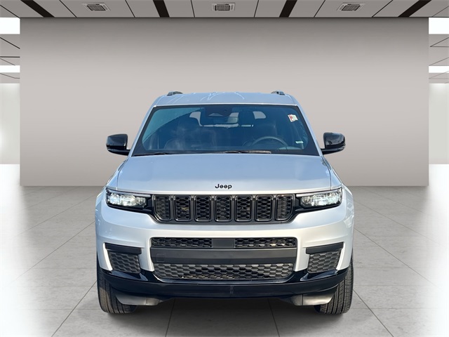2024 Jeep Grand Cherokee Altitude photo 8