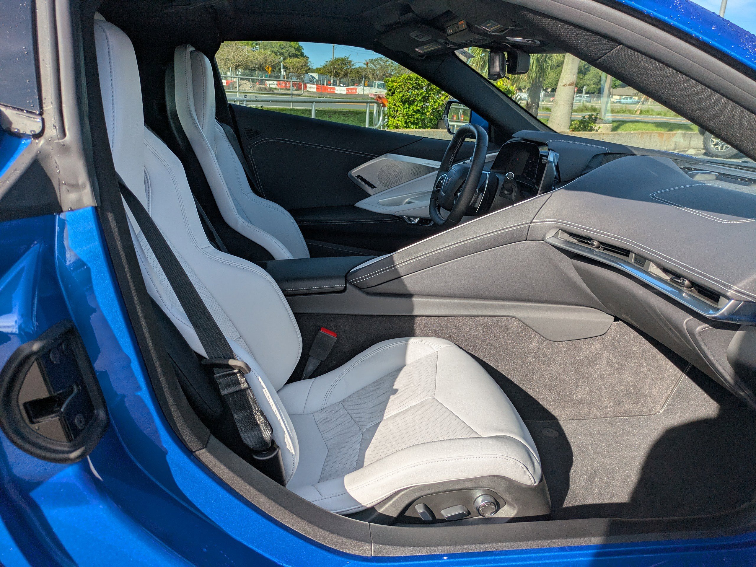2022 Chevrolet Corvette Stingray 2LT photo 12
