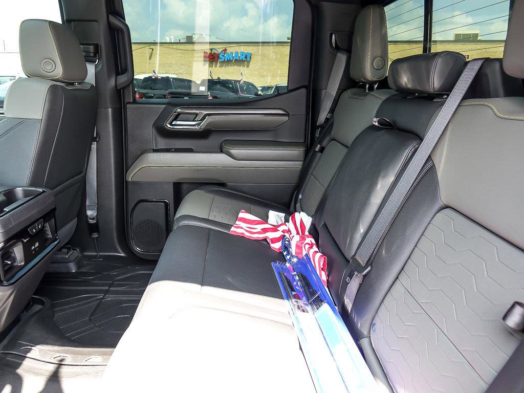 2024 CHEVROLET SILVERADO - Image 17