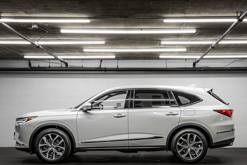 2022 Acura MDX Technology photo 2