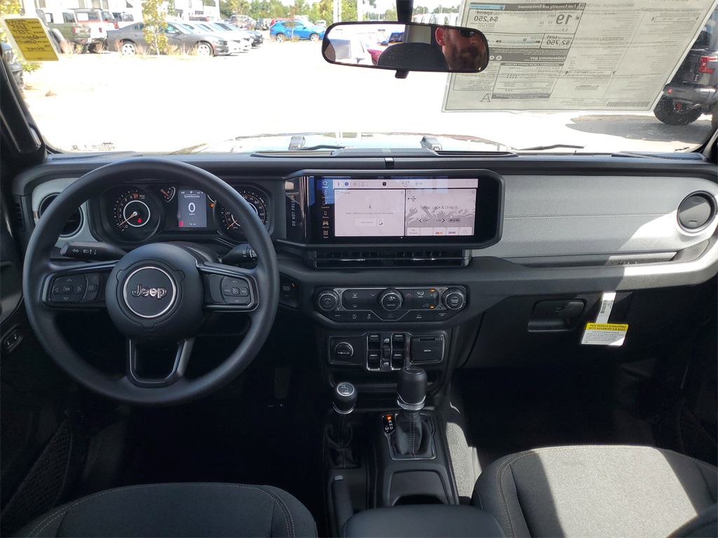 2025 Jeep Gladiator Sport photo 20
