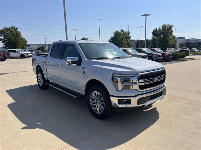 2025 Ford F-150 Lariat photo 7