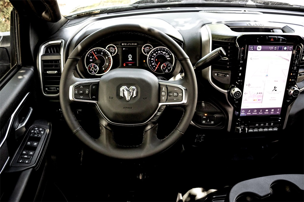 2025 Ram 2500 Big Horn photo 21