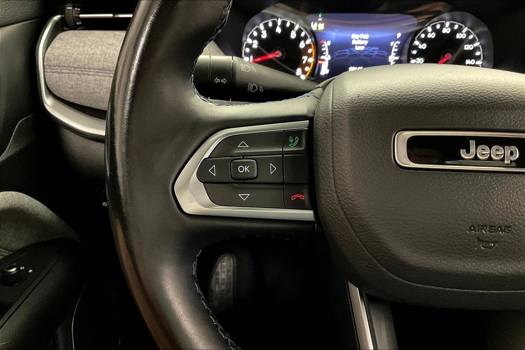 2022 Jeep Compass Latitude photo 17