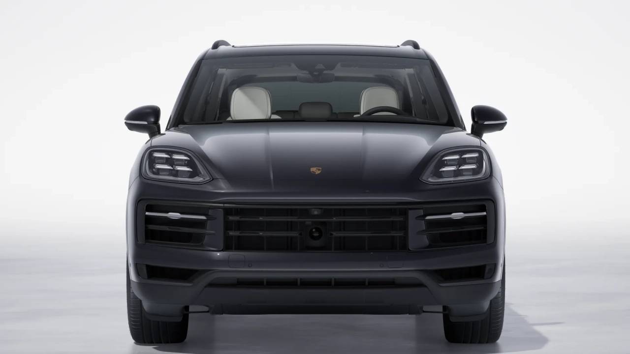 2026 Porsche Cayenne photo 7