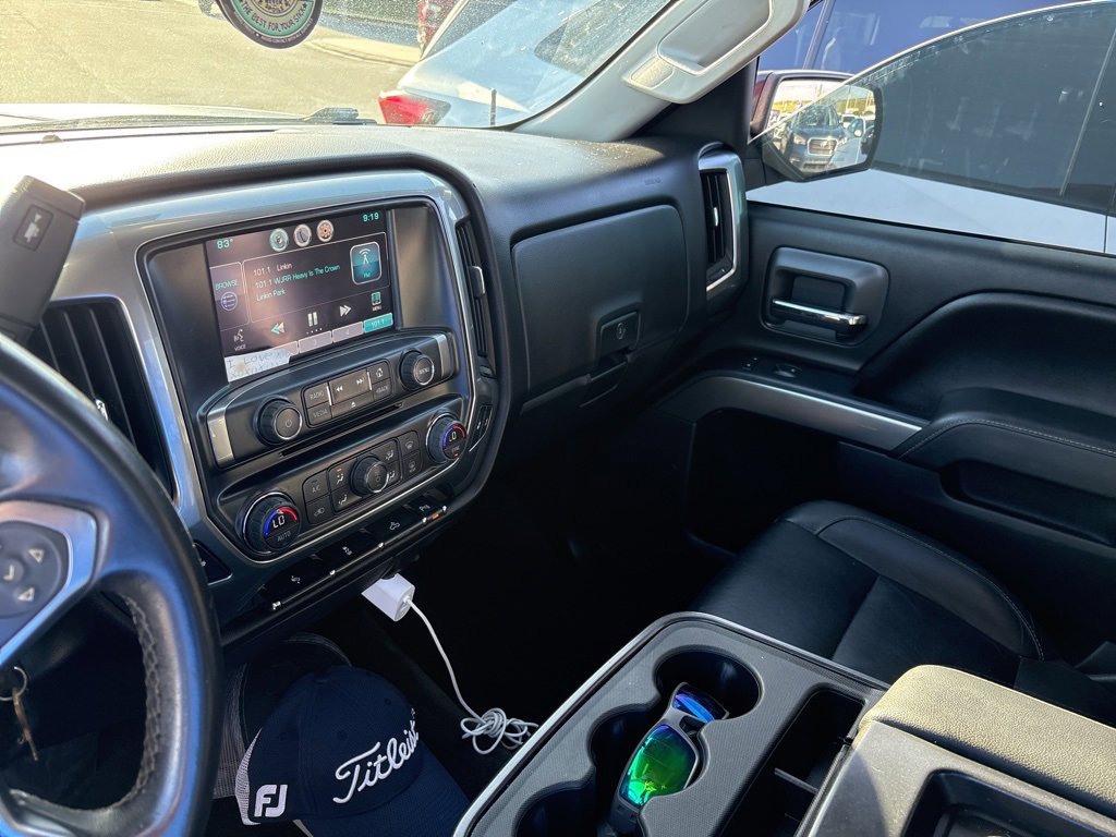 2015 Chevrolet Silverado 1500 LT photo 4