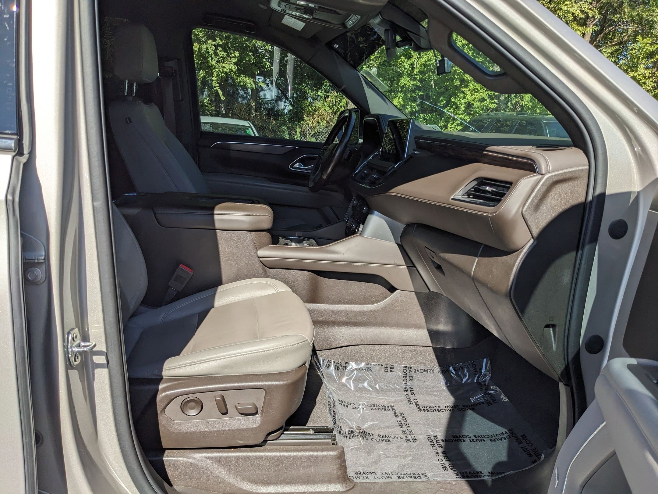 2022 Chevrolet Tahoe Z71 photo 18