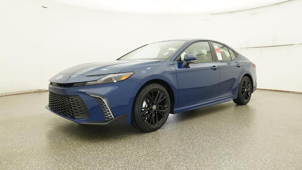 2025 Toyota Camry SE photo 6