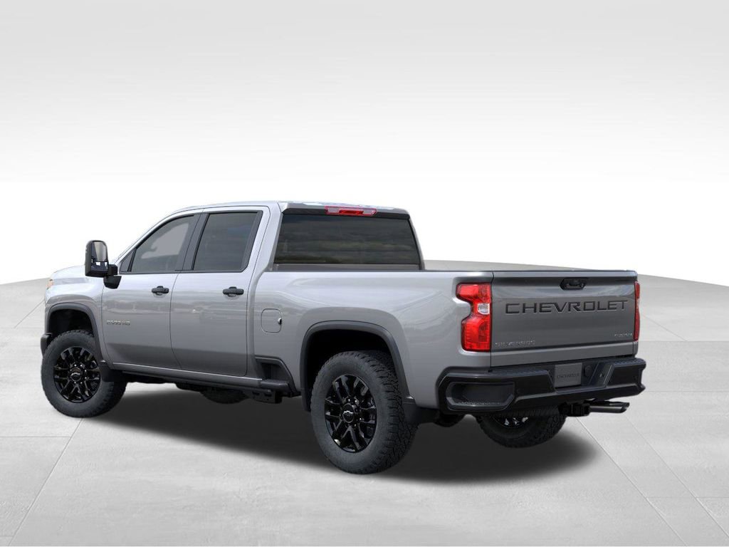 2025 Chevrolet Silverado 2500HD Custom photo 4