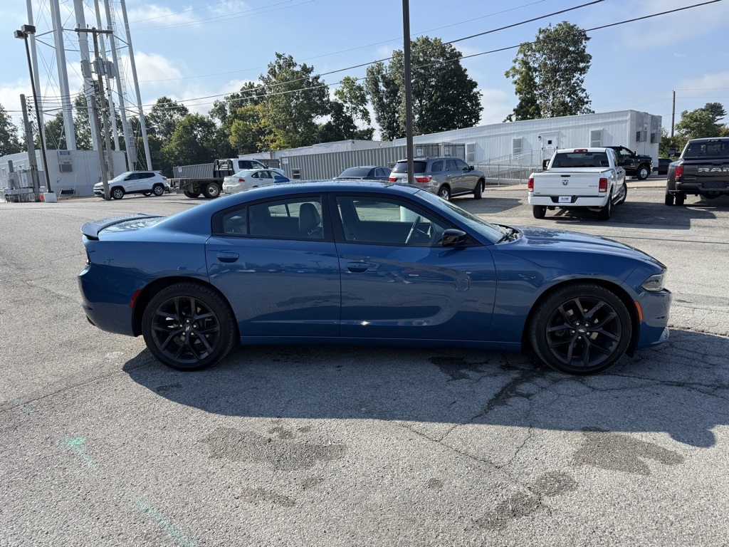 2020 Dodge Charger SXT photo 5