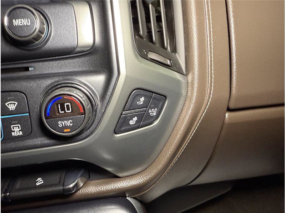 2014 Chevrolet Silverado 1500 LTZ photo 34