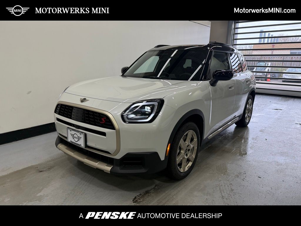 2025 MINI Countryman S's photo