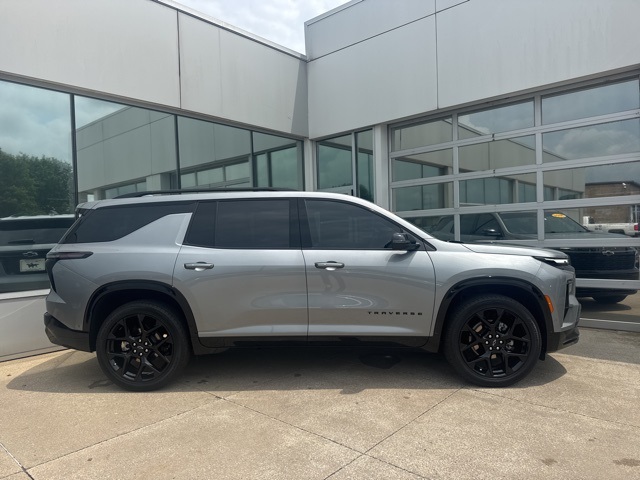 2024 Chevrolet Traverse RS photo 3