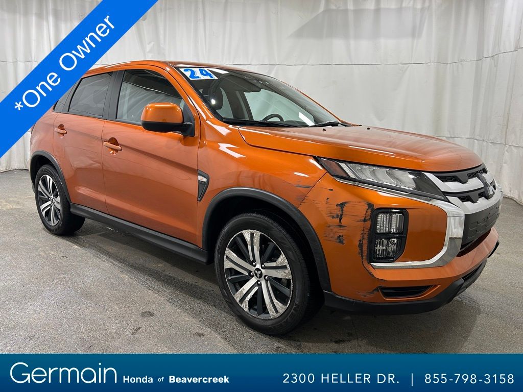 2024 Mitsubishi Outlander Sport ES's photo