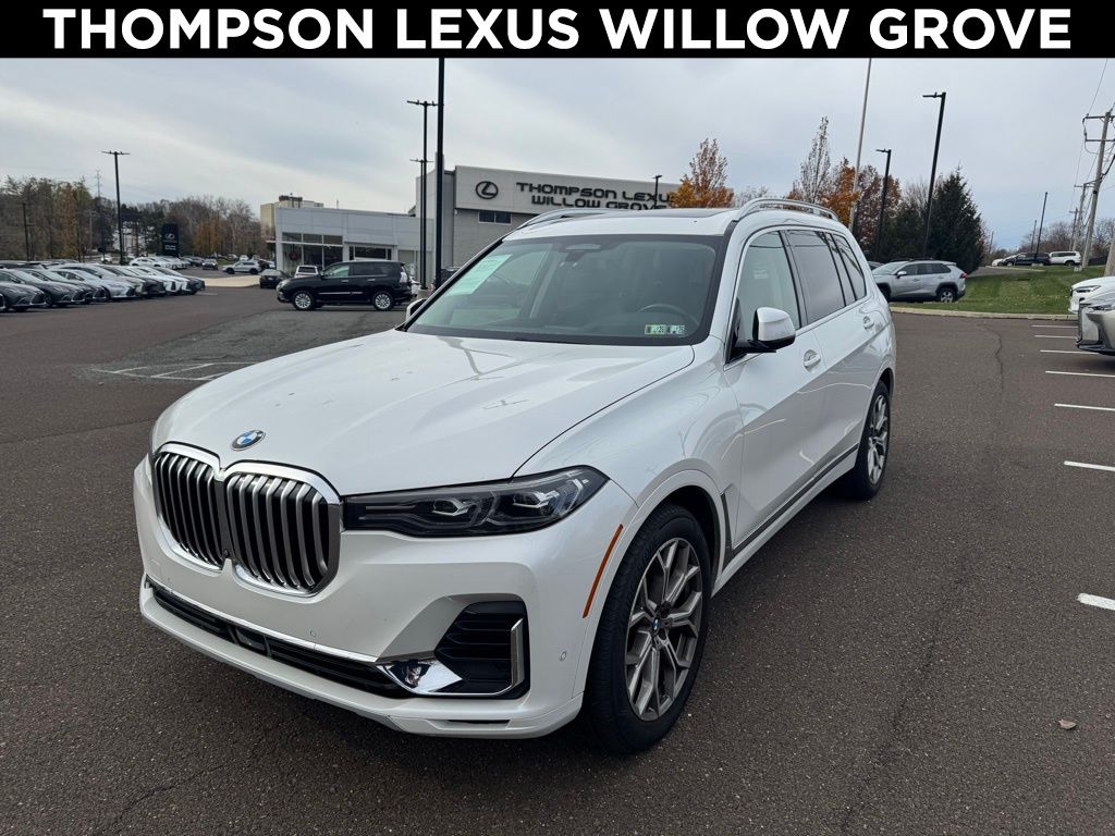 2021 BMW X7 40i