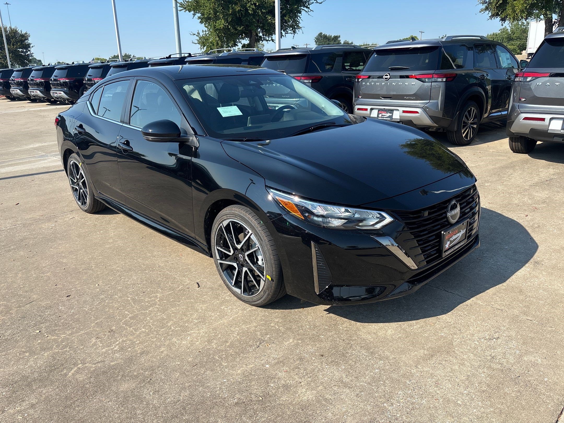 2025 Nissan Sentra SR photo 6