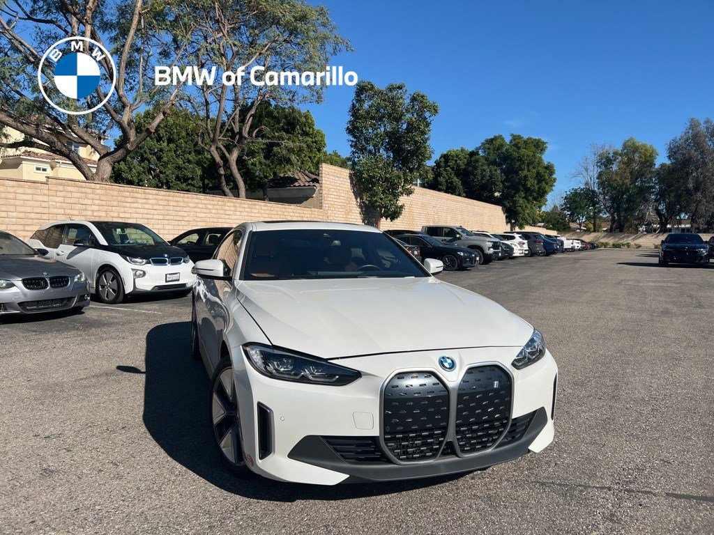 2023 BMW i4 M50's photo