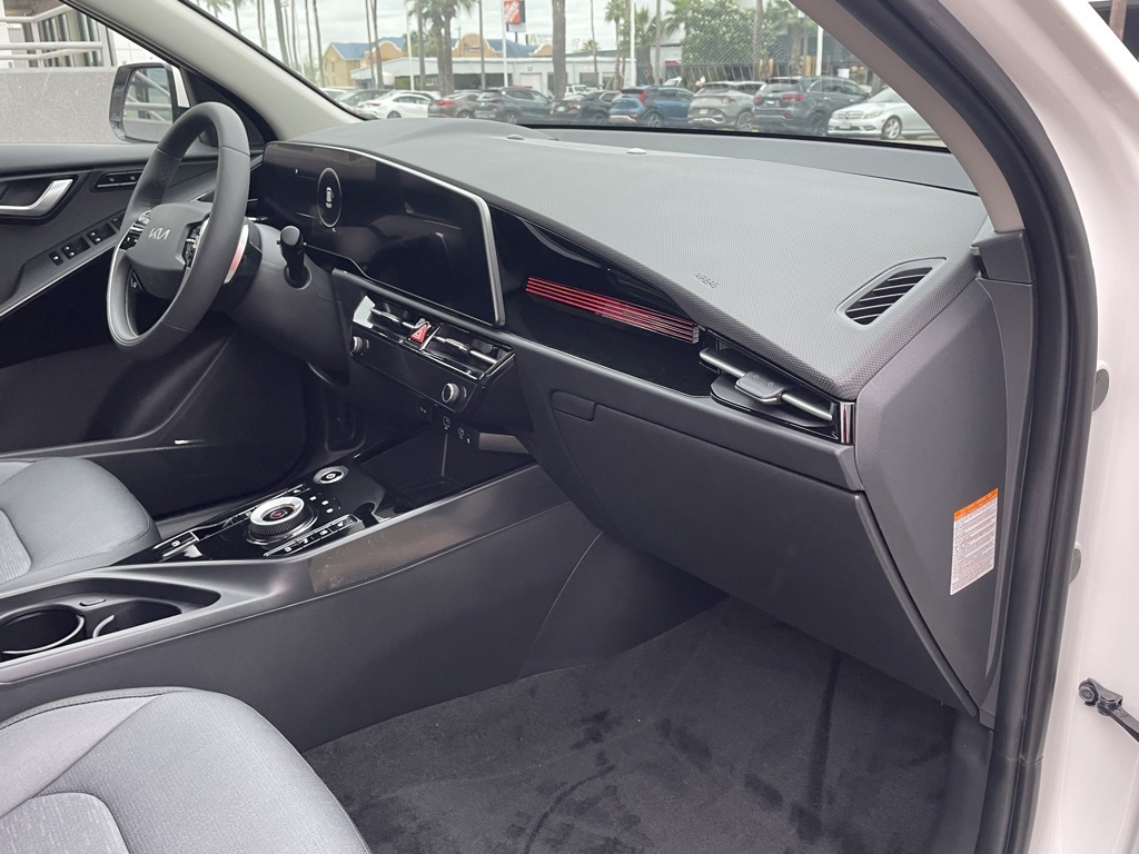 2024 Kia Niro EV Wave photo 14
