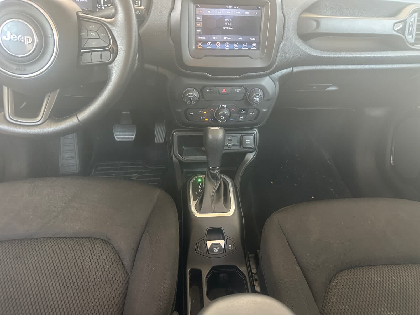 2020 Jeep Renegade Altitude photo 12
