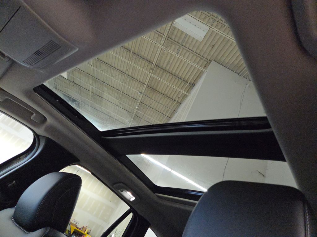 2025 Mazda CX-50 2.5 S Premium photo 26