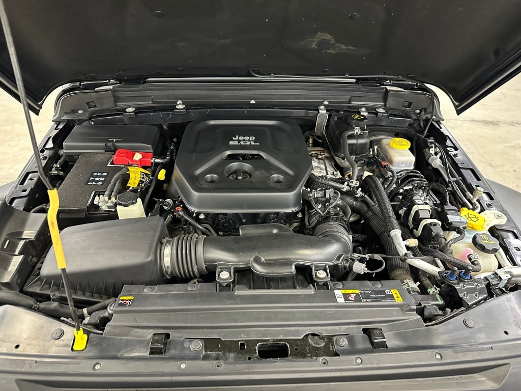 2021 Jeep Wrangler Unlimited Sport Altitude photo 28