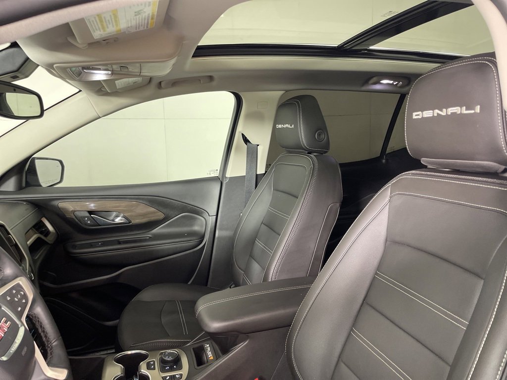 2024 Gmc Terrain Denali photo 16