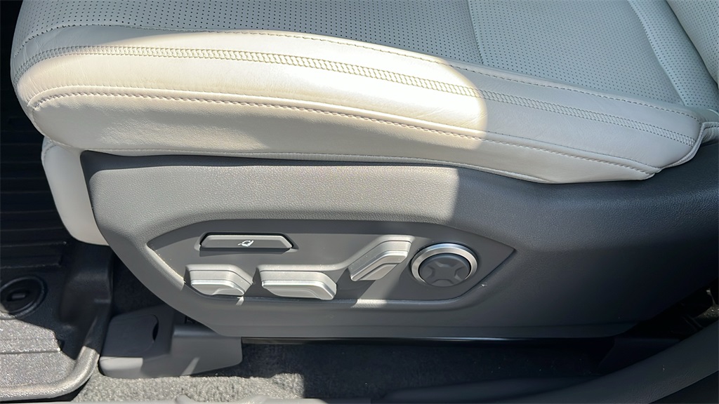 2024 Hyundai Santa Fe Calligraphy photo 12