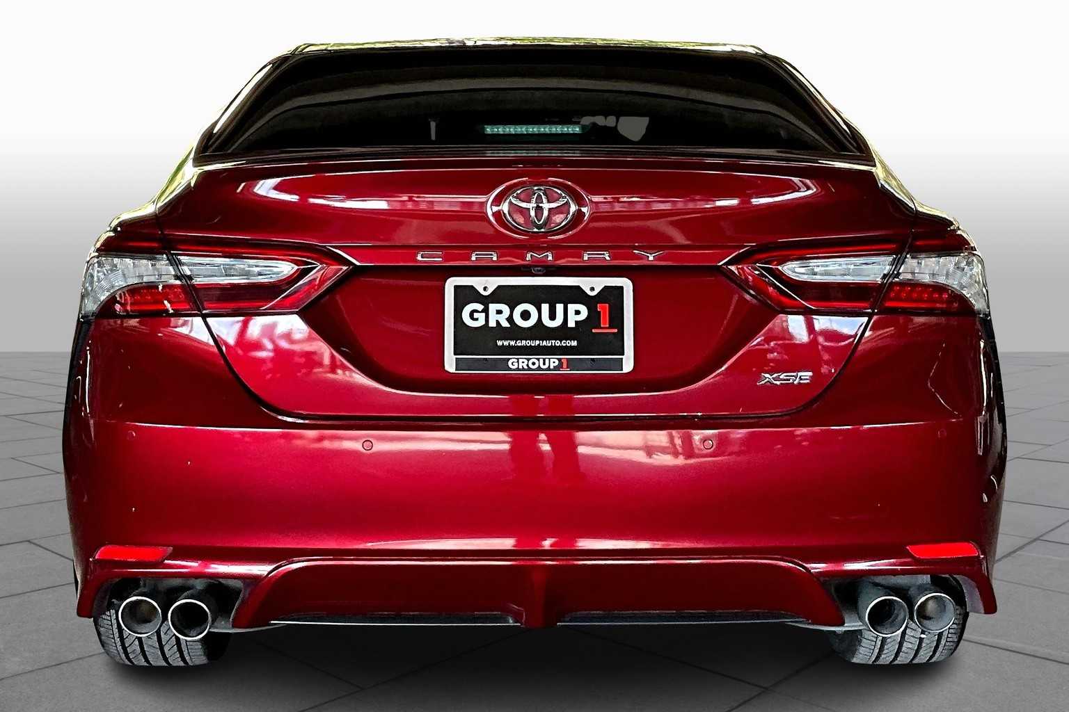 2018 Toyota Camry XSE photo 4